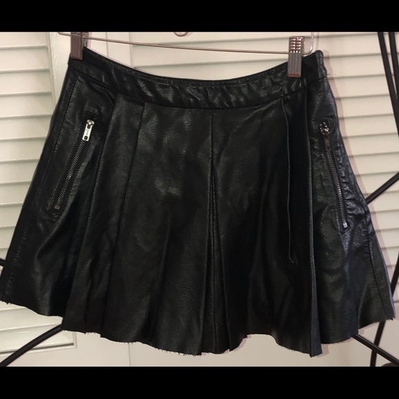 Blank NYC Dresses & Skirts - Pleated Vegan Leather Skirt